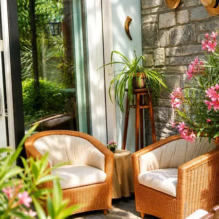 Bed&Breakfast Gli Oleandri-2